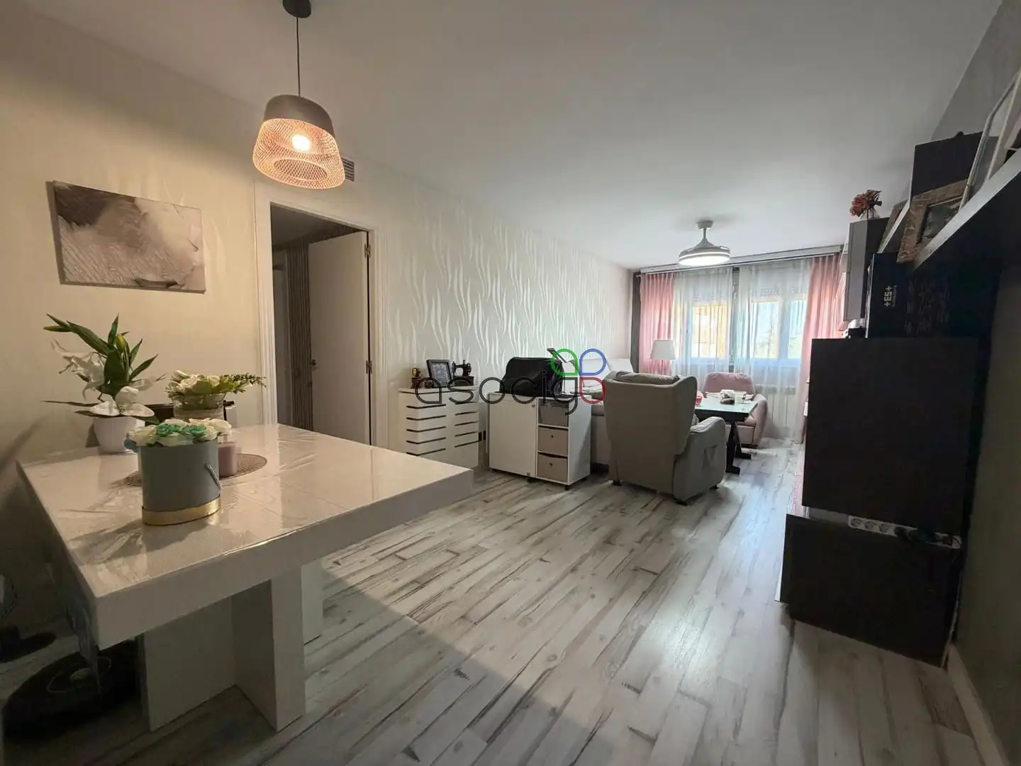Living room of Flat for sale in Fuenlabrada  with Heating, Storage room and Swimming Pool