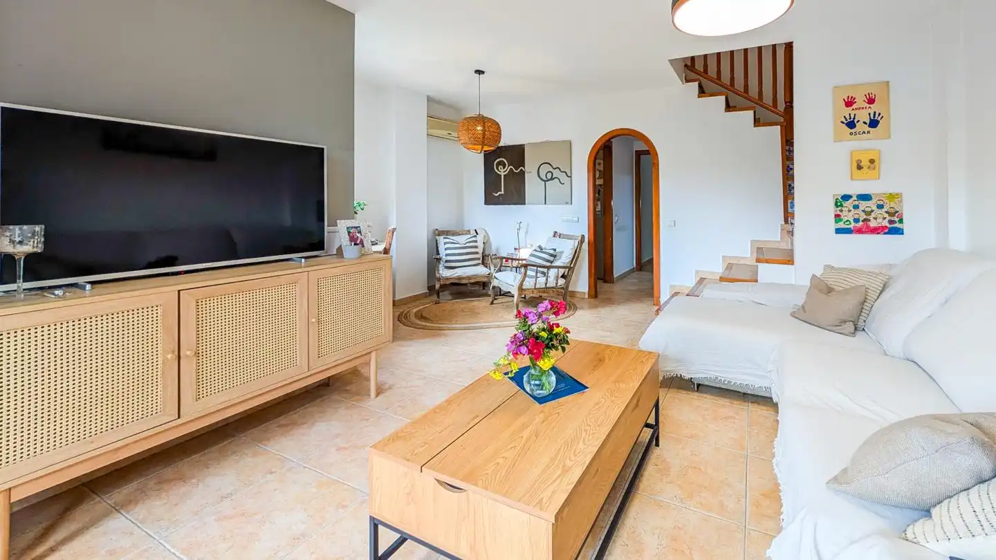 Living room of Detached homes for sale in Santa Pola  with Air Conditioner, Private garden and Terrace