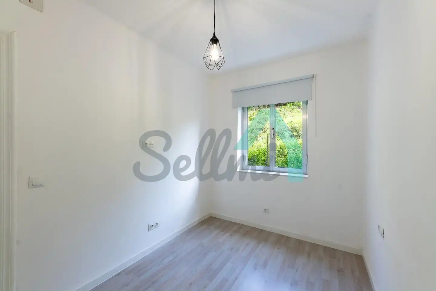 Habitación de Planta baja en venta en Mieres (Asturias) con Calefacción, Trastero y Amueblado