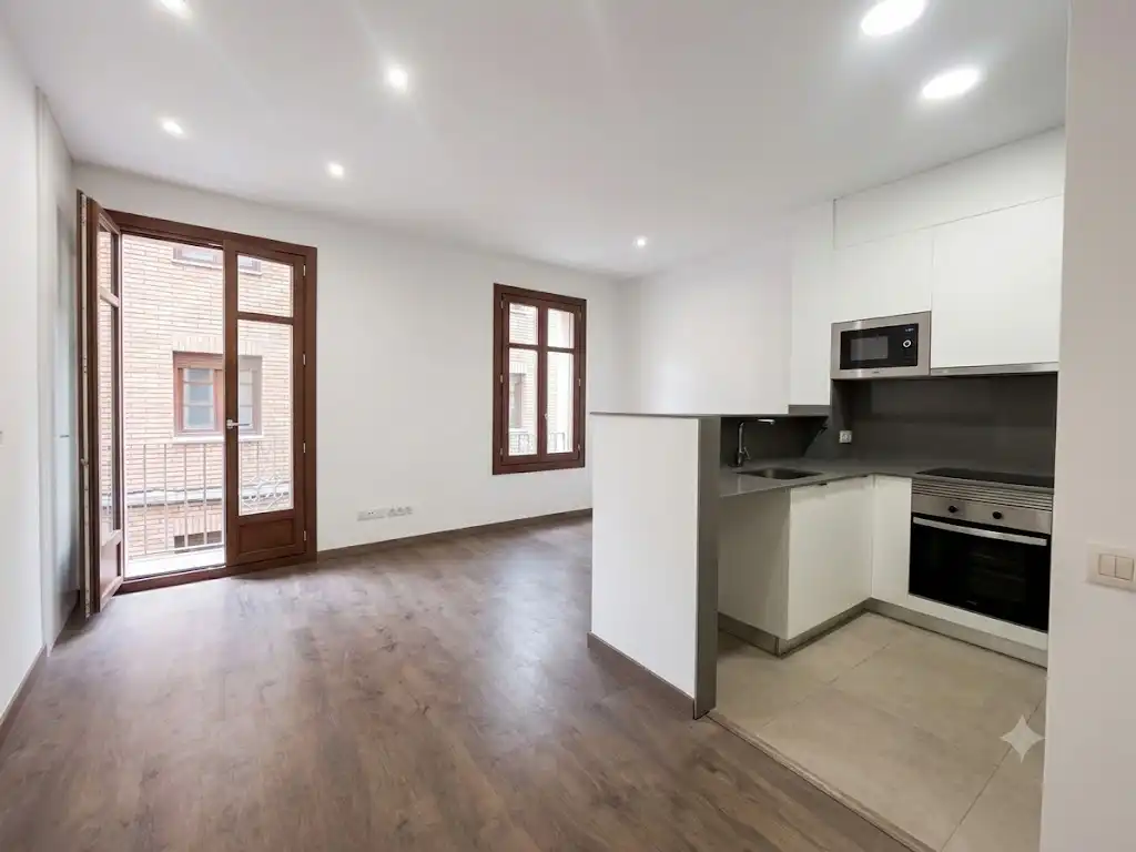 Piso con terraza en venta en Avinguda del Paral·lel