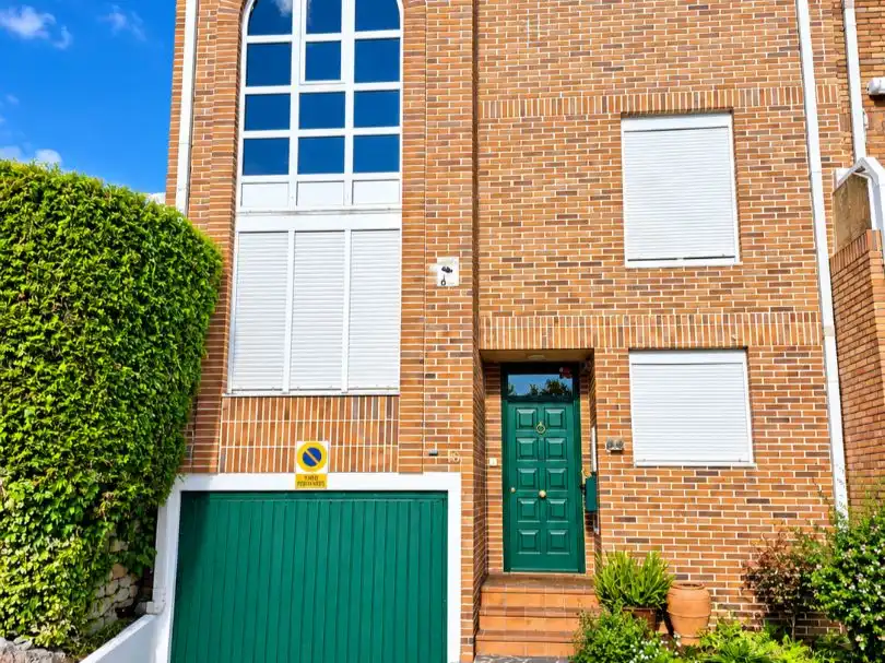 Haus mit Pool zum Verkauf in Rúa Hermes 18, imagen 2