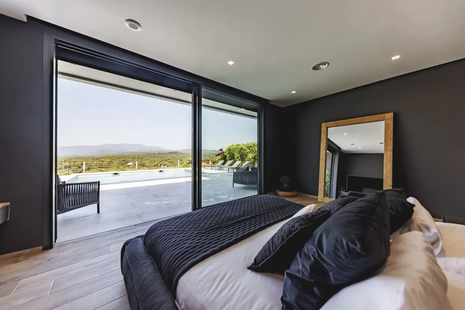 Bedroom of Houses for sale in Sant Julià de Ramis  with Air Conditioner, Heating and Terrace