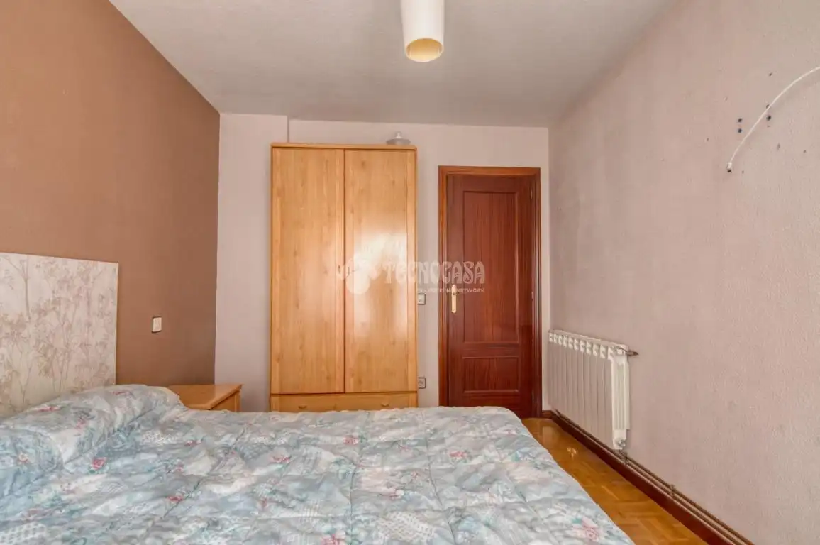 Habitación de Piso en venta en Santa Marta de Tormes con Calefacción y Parquet