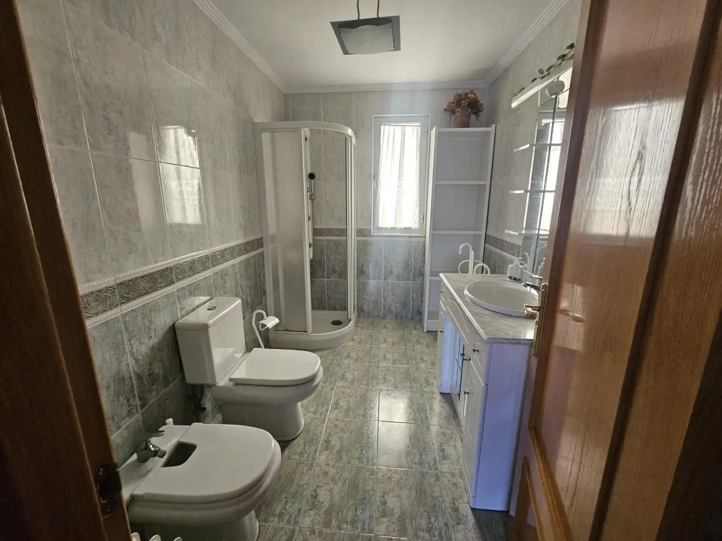 Baño de Casa o chalet en venta en Calvarrasa de Abajo con Aire acondicionado, Calefacción y Jardín privado