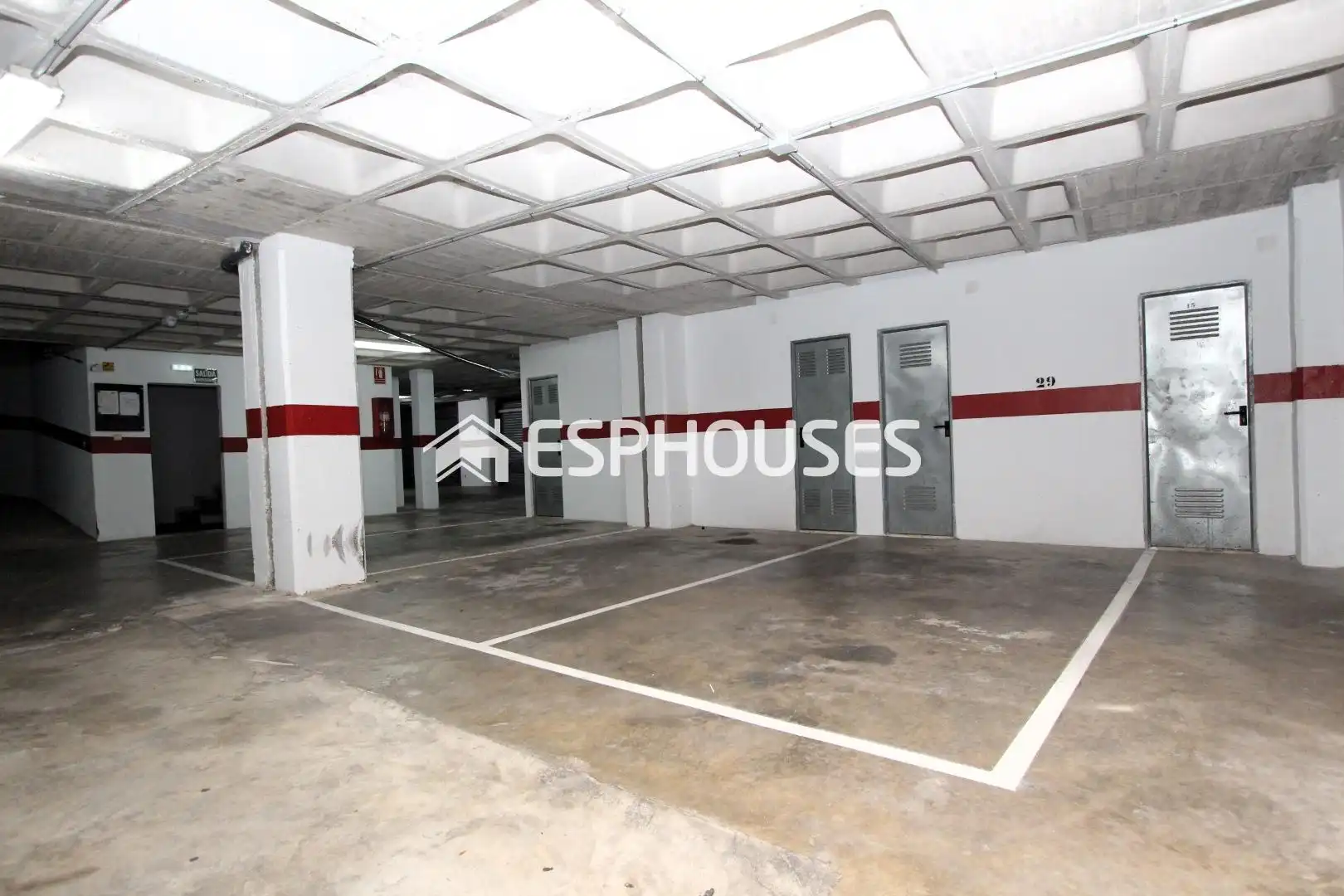 Parking de Apartamento en venta en Guardamar del Segura con Aire acondicionado, Trastero y Amueblado