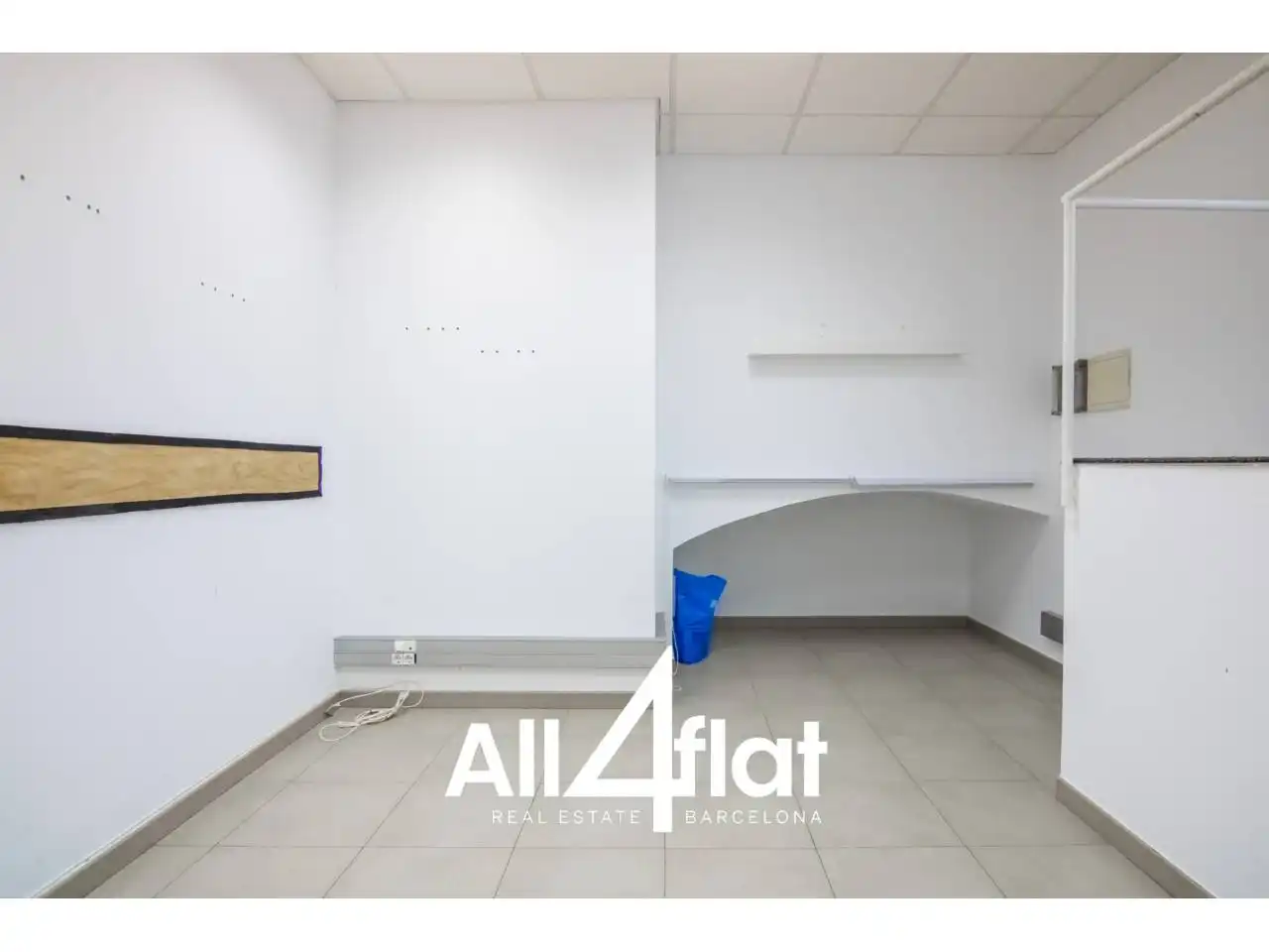 Commercial properties for sale in  Barcelona Capital
