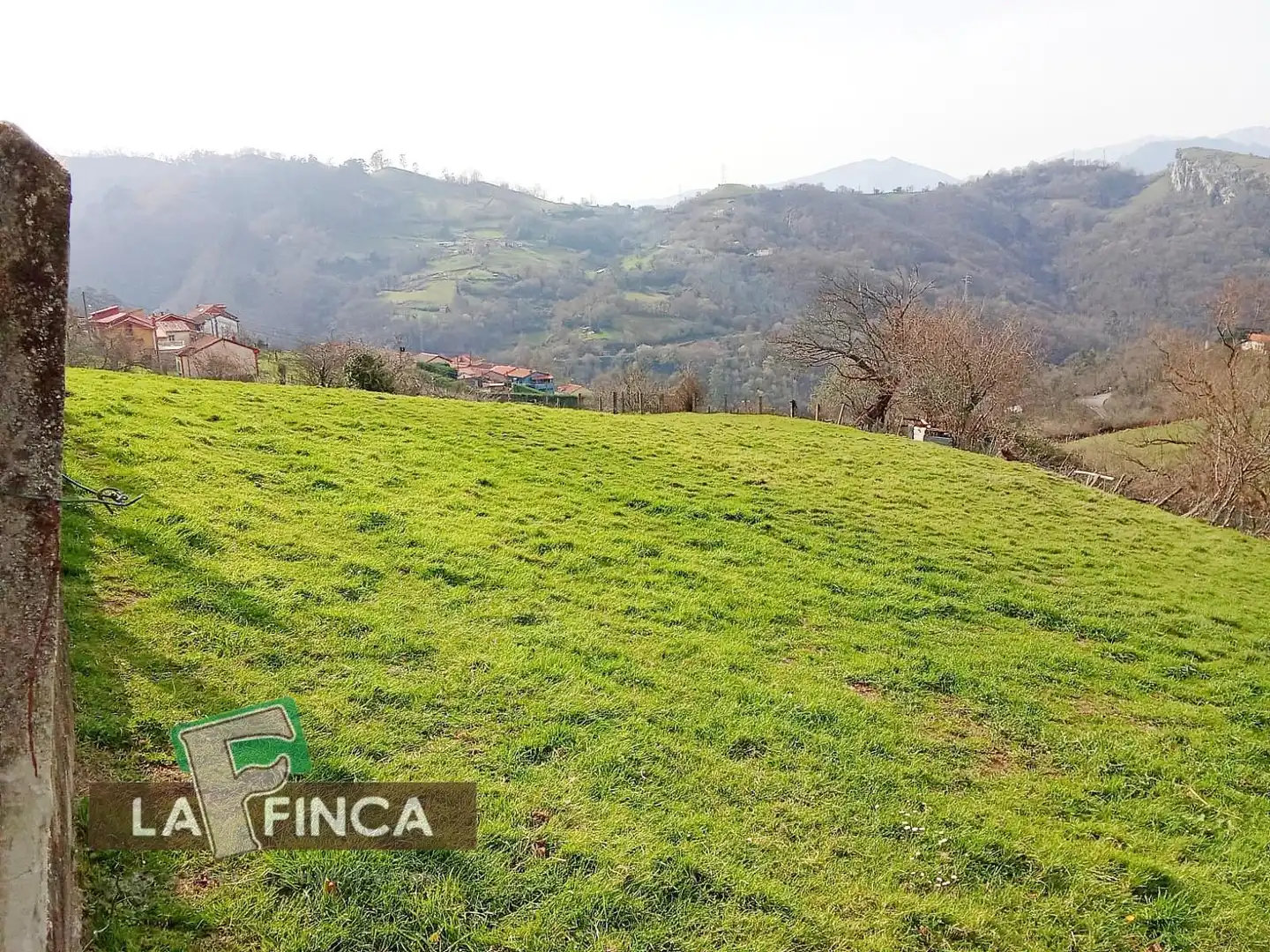 Residencial en venda en Oviedo 