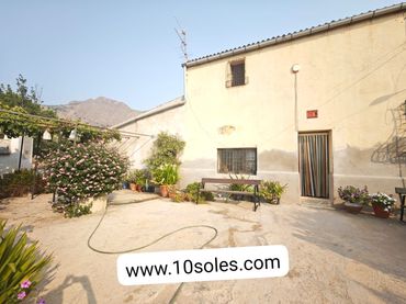 Casa rústica con jardín en venta en Montepinar - La Aparecida - Raiguero