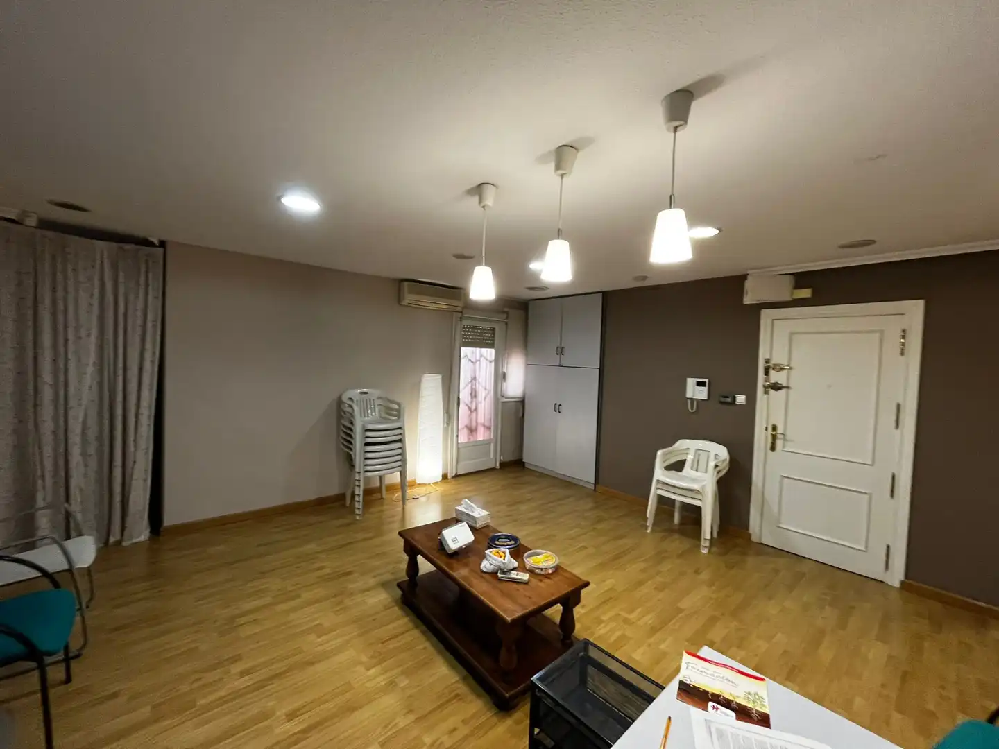 Wohnung zum Verkauf in Villena mit Balkon