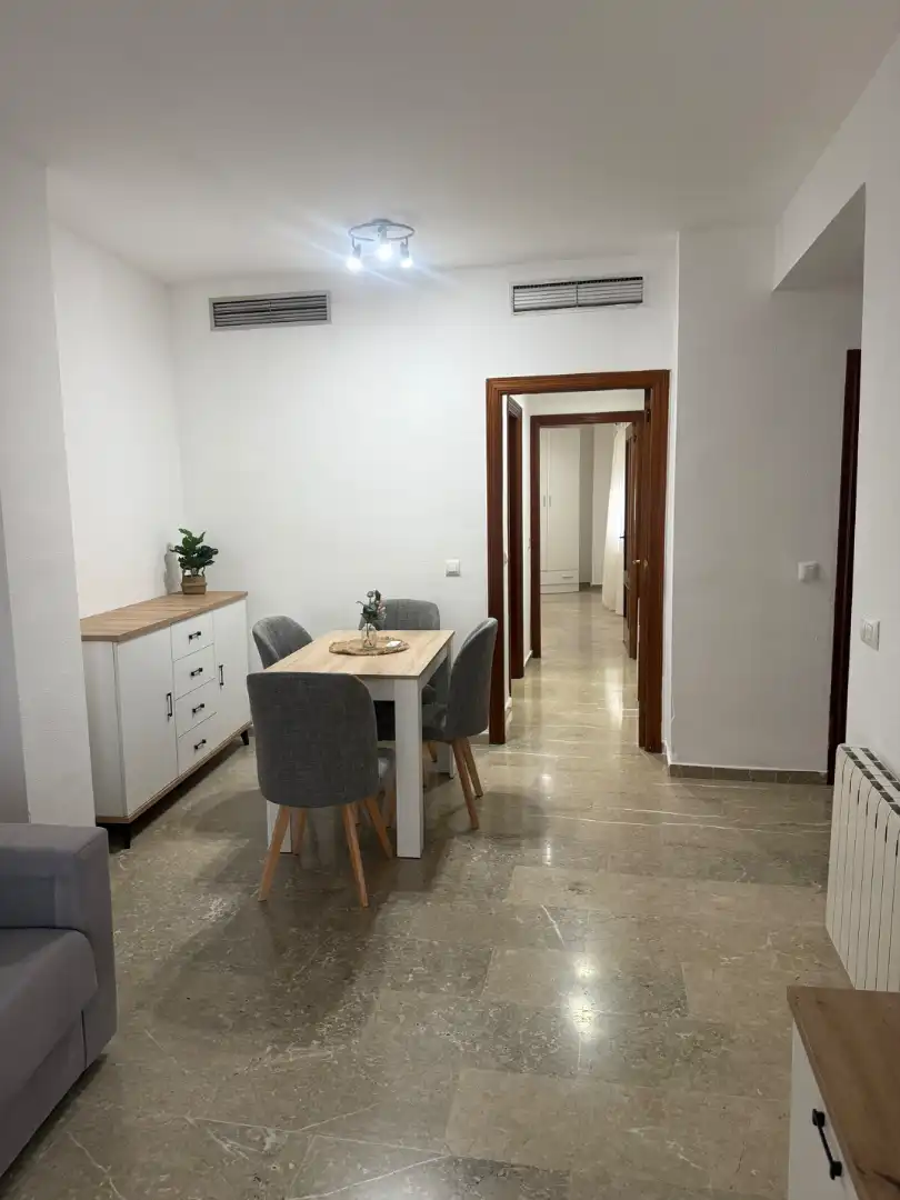 Esszimmer von Wohnungen zur Miete in Badajoz mit Terrasse, Möbliert und Ofen