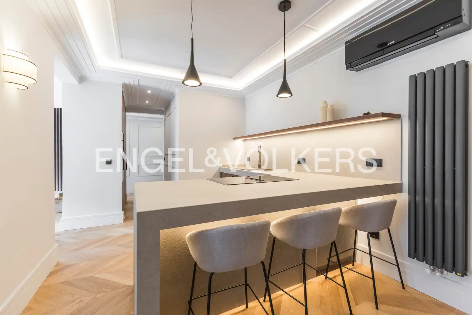 Kitchen of Flat for sale in Madrid  with Air Conditioner, Heating and Parquet flooring