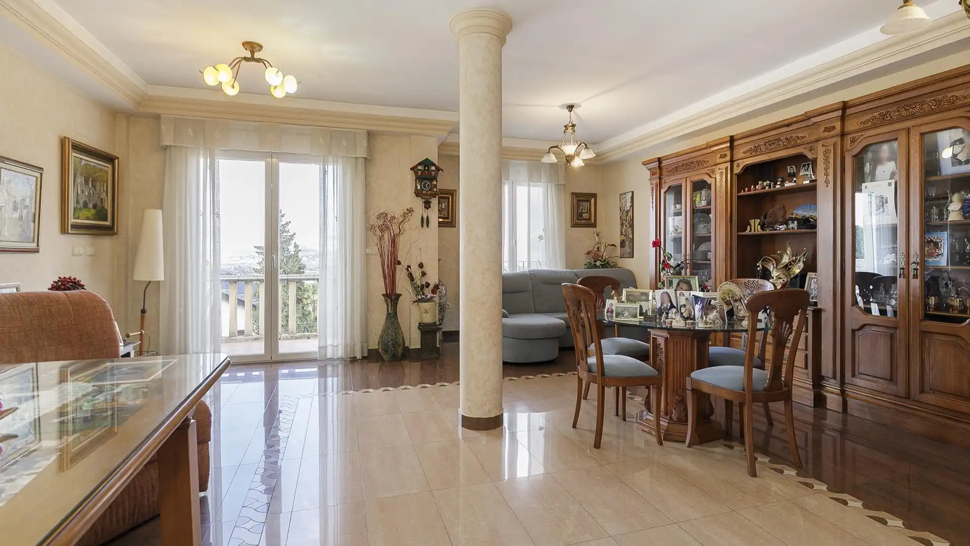 Sala de estar de Casa adosada en venta en Gójar con Jardín privado, Terraza y Piscina