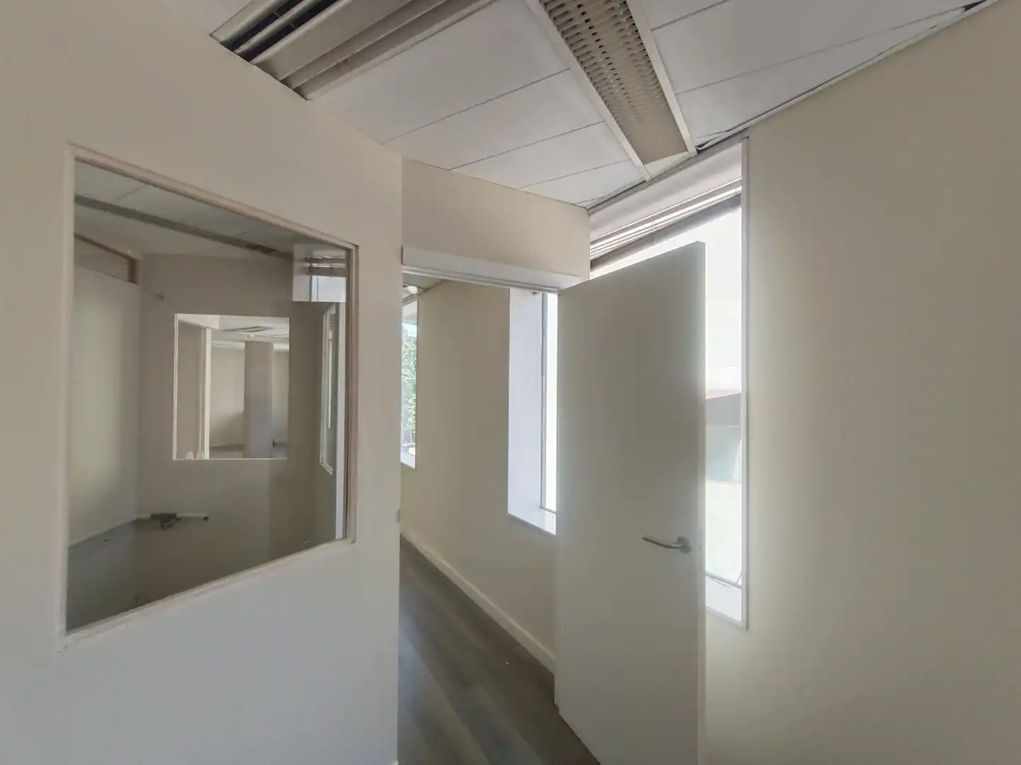 Oficina en venta en Barcelona - Calle La Rambla, Barri Gòtic