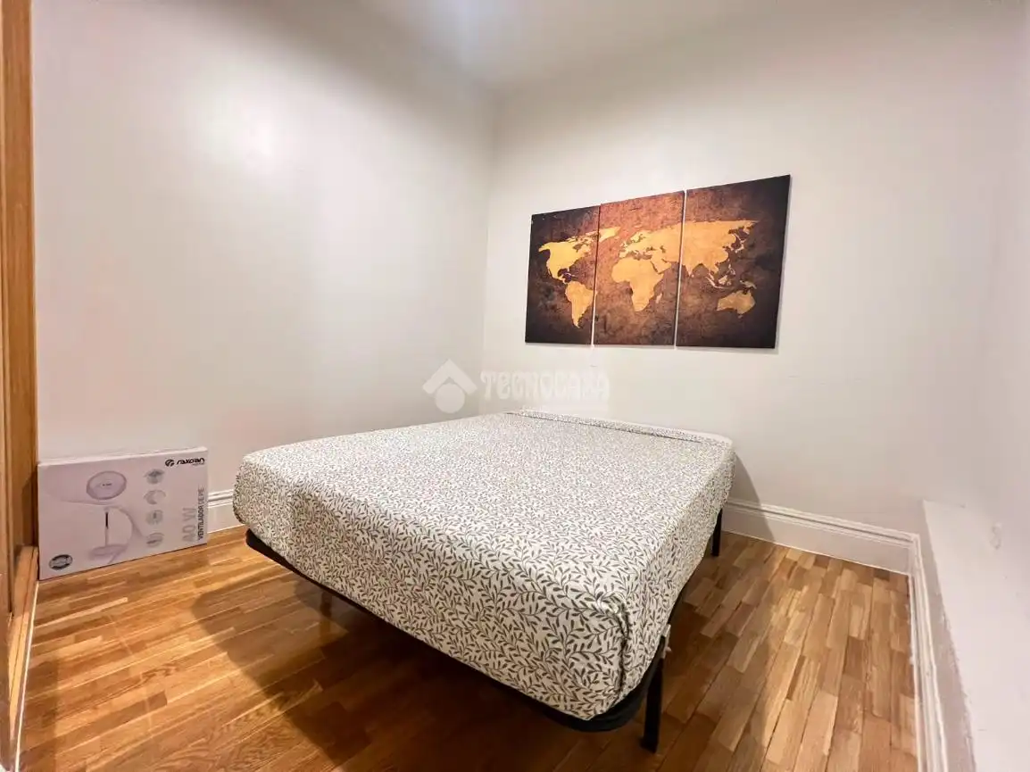 Bedroom of Flat for sale in Madrid  with Heating