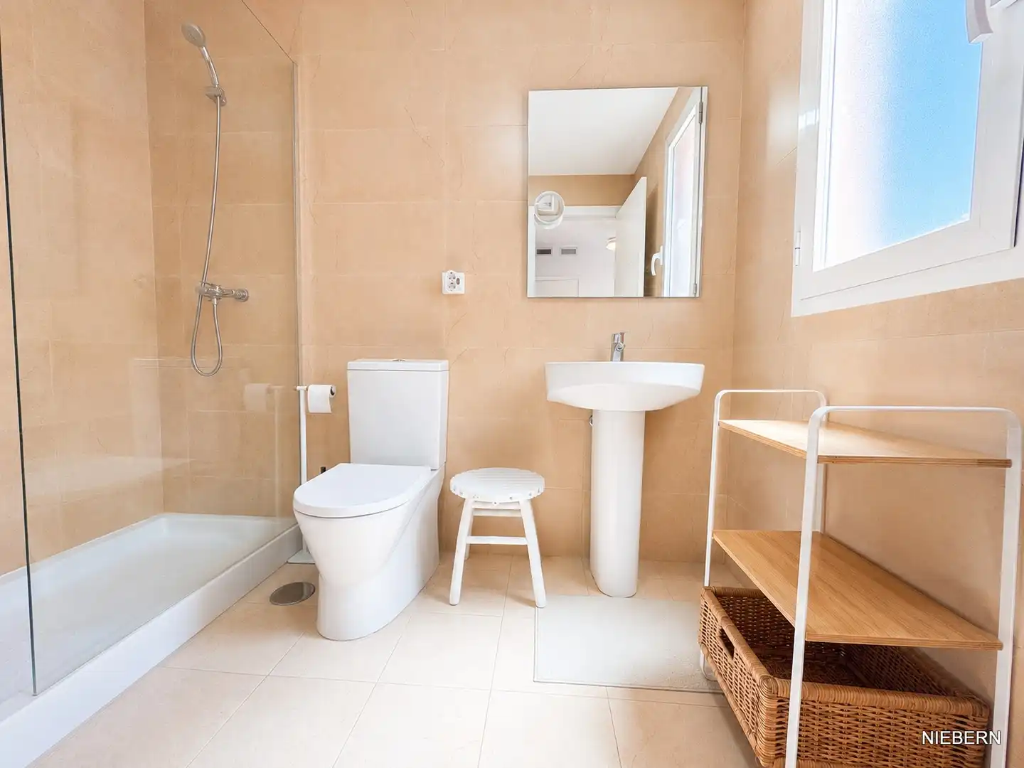 Bathroom of Detached homes for sale in Cartagena  with Air Conditioner, Oven and Balcony