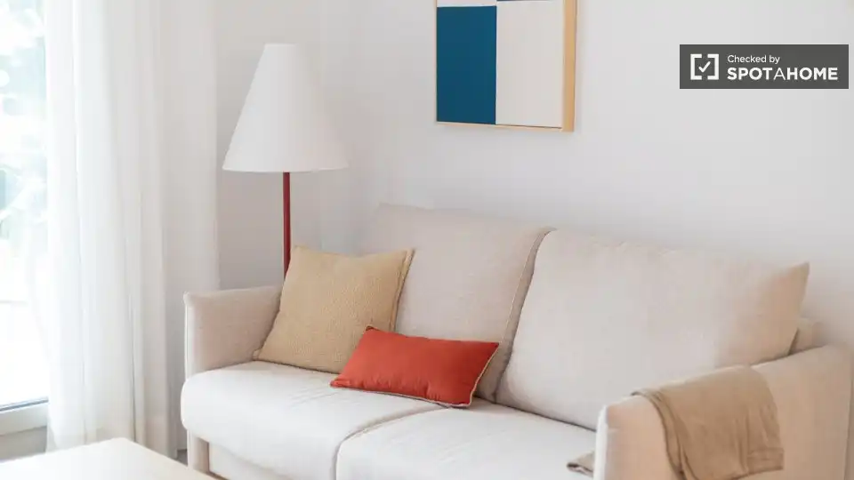 Living room of Flat for rent in Valencia  with Air Conditioner, Heating and Furnished