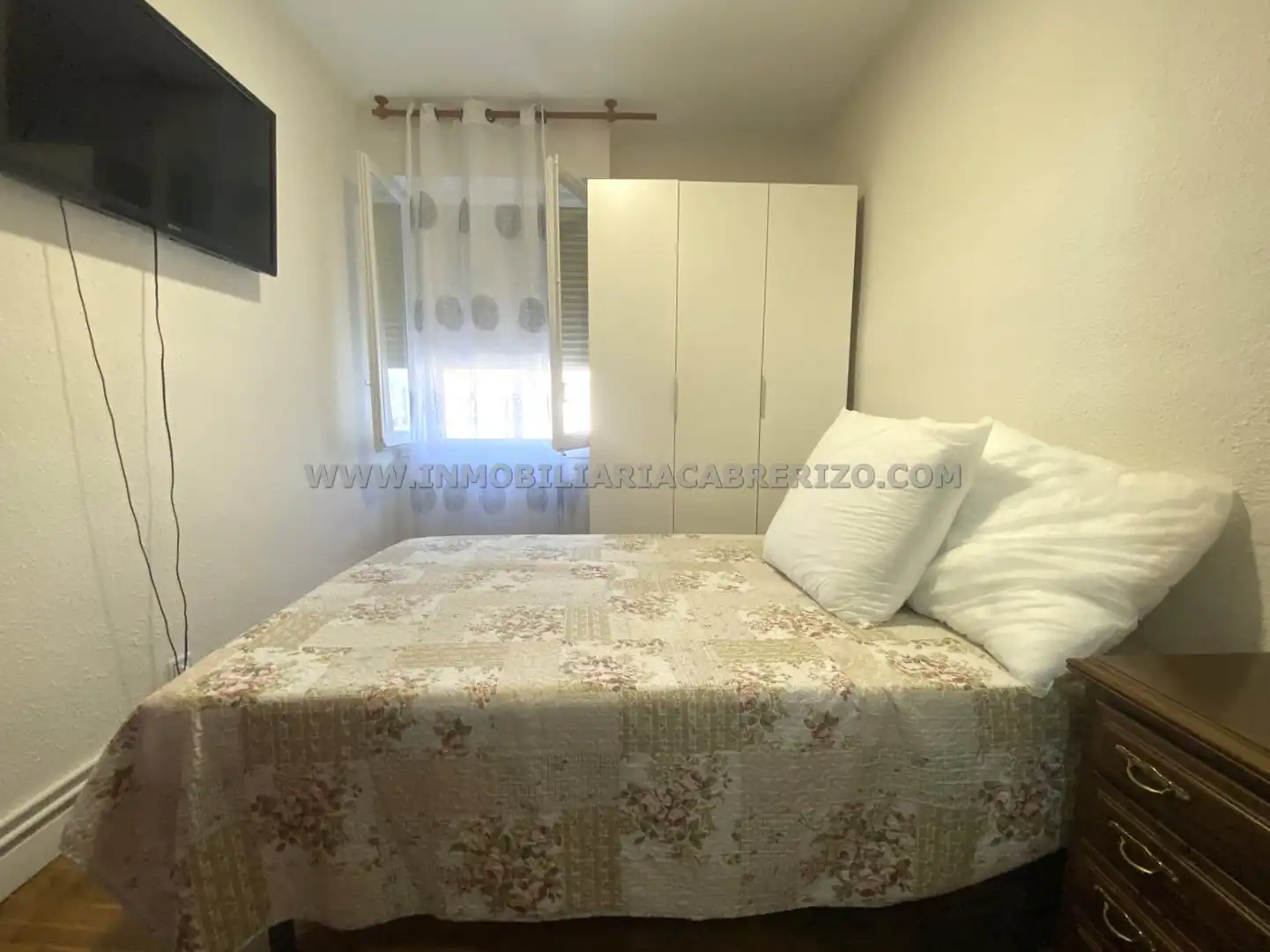 Habitación de Piso en venta en  Pamplona / Iruña con Calefacción, Parquet y Terraza