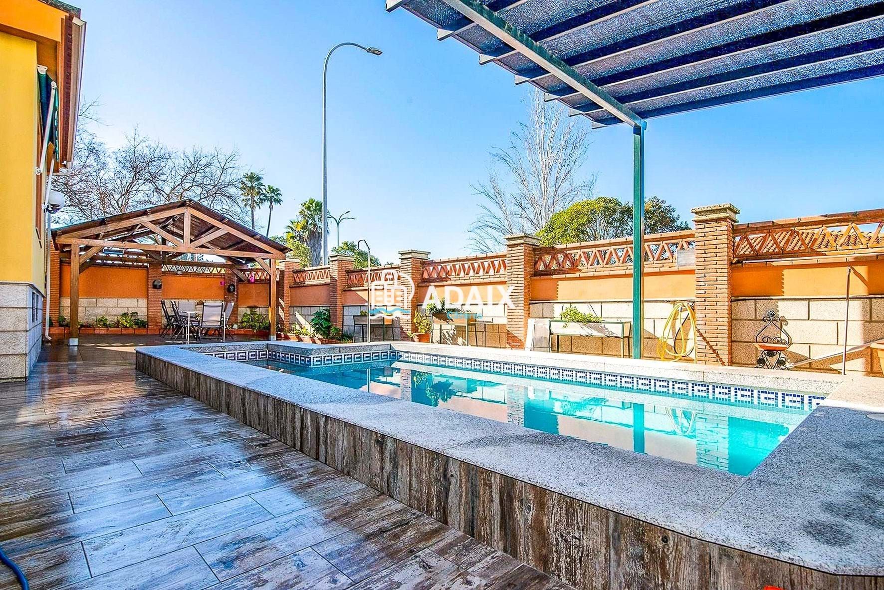 Swimming pool of House or chalet for sale in Cáceres Capital  with Air Conditioner, Heating and Terrace