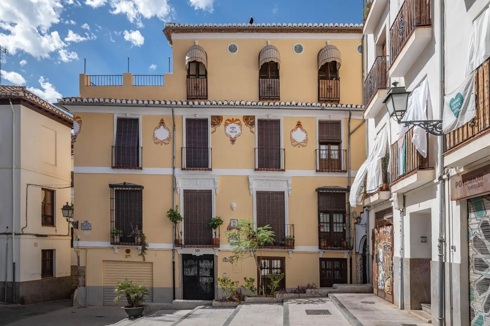 Exterior view of Apartments for sale in Granada  with Furnished