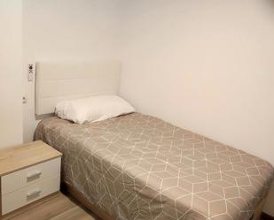 Bedroom of Flat to share in  Valencia Capital  with Air Conditioner, Heating and Furnished