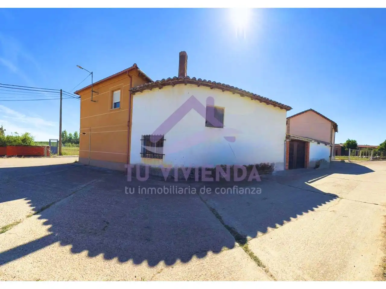 Garden of Houses for sale in Poza de la Vega