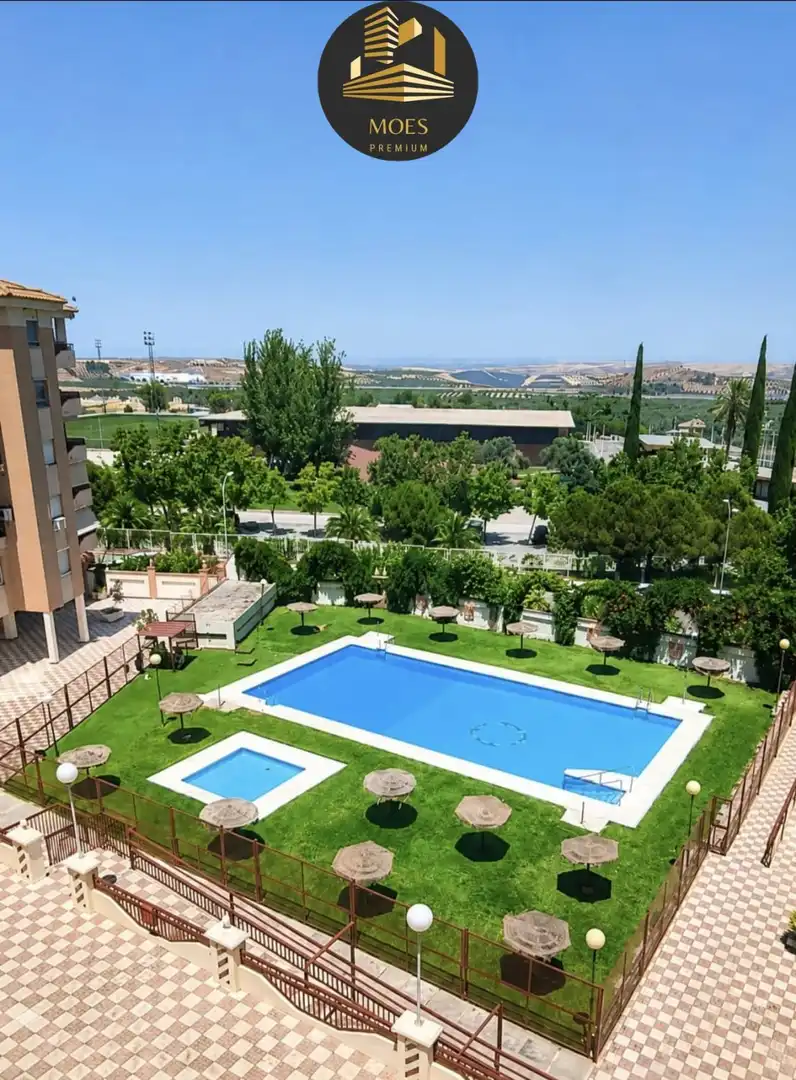 Jardín de Piso de alquiler en Jaén con Aire acondicionado y Calefacción