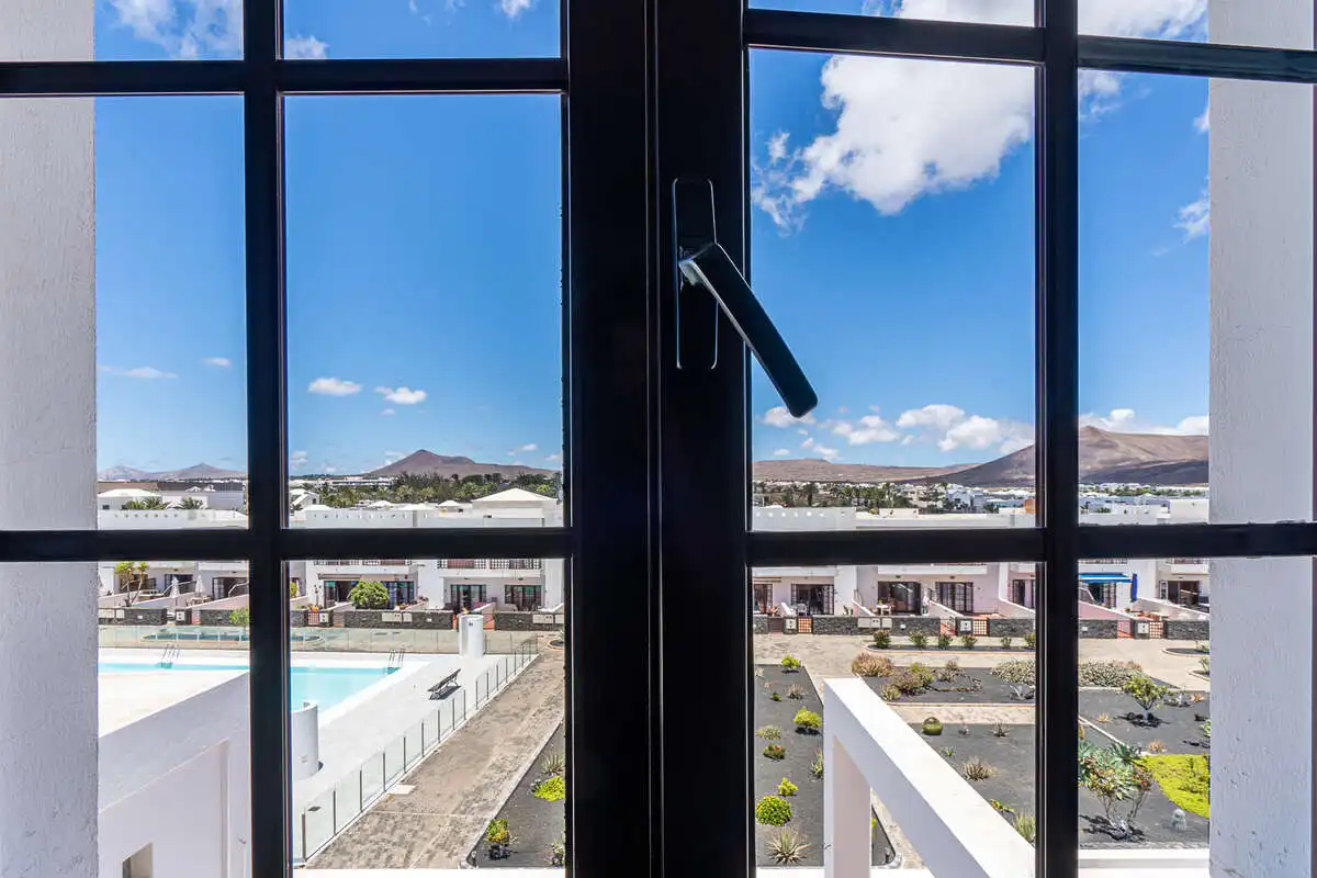Vista exterior de Dúplex en venta en Teguise con Piscina comunitaria