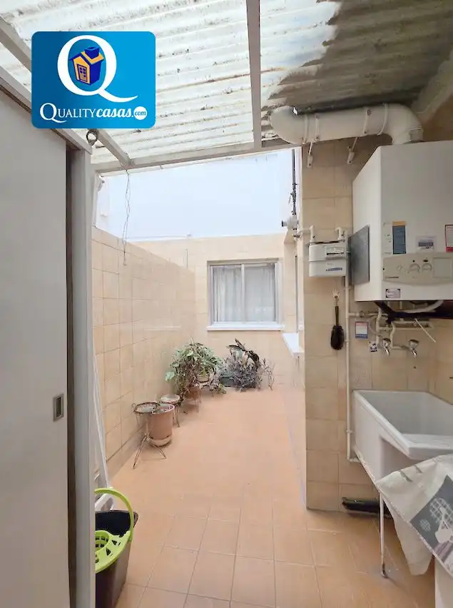 Terrassa de Apartament en venda en Alicante / Alacant amb Calefacció, Terrassa i Balcó