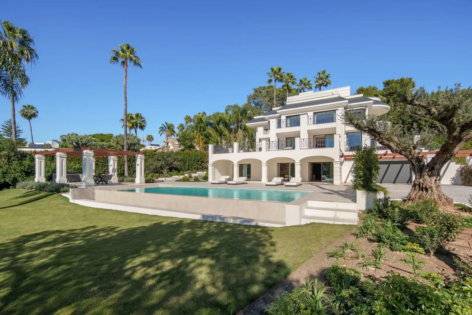 Maison avec piscine à vendre à Nueva Andalucía