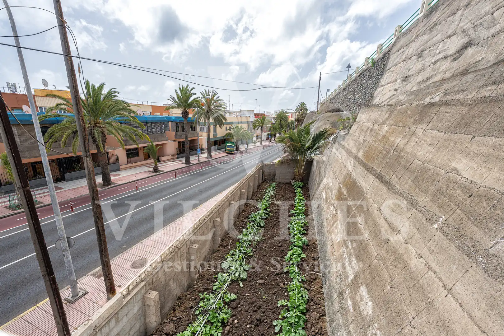 Vista exterior de Dúplex en venta en Las Palmas de Gran Canaria con Jardín privado, Parquet y Terraza