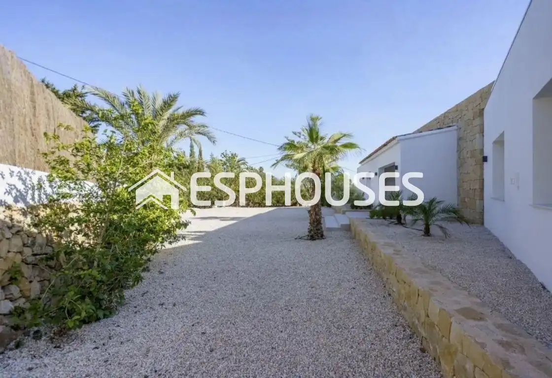 Außenansicht von Haus oder Chalet zum Verkauf in Altea mit Klimaanlage, Schwimmbad und Haustechnik