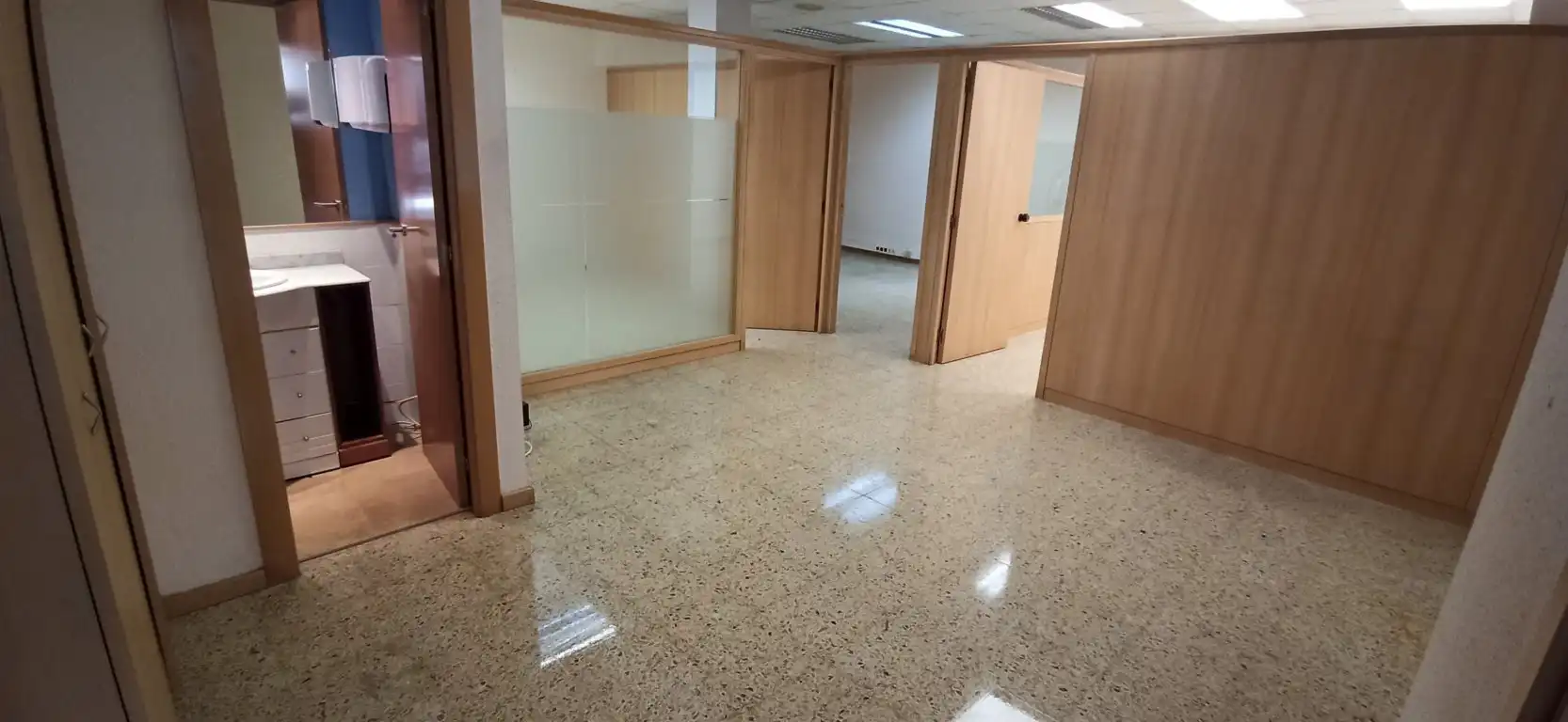 Business premises for sale in Rambla Cataluña, imagen 3