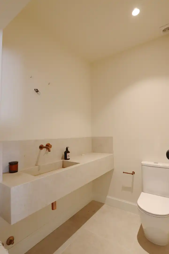 Bany de Casa o xalet de lloguer en Madrid amb Aire condicionat, Calefacció i Jardí privat