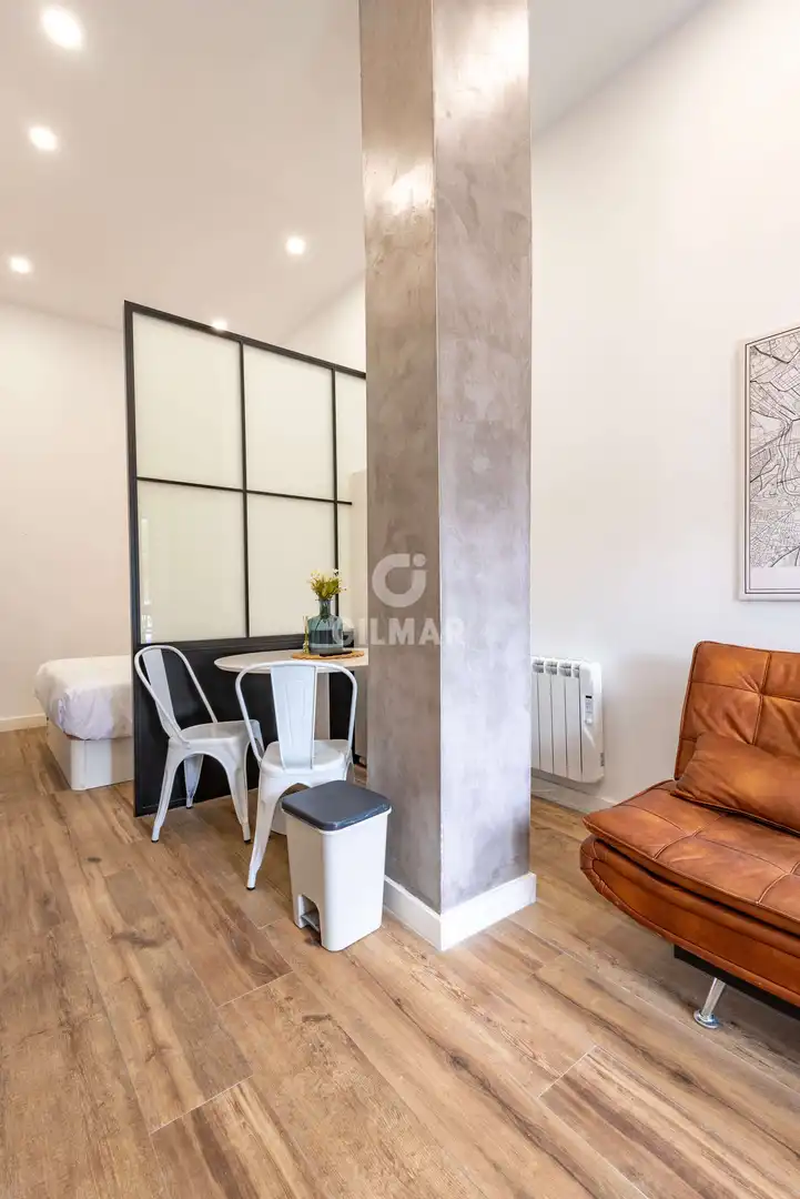 Habitación de Piso en venta en Madrid con Calefacción