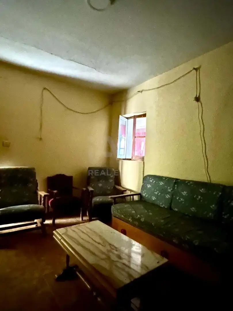 Sala d'estar de Casa o xalet en venda en Santa Marina del Rey amb Calefacció