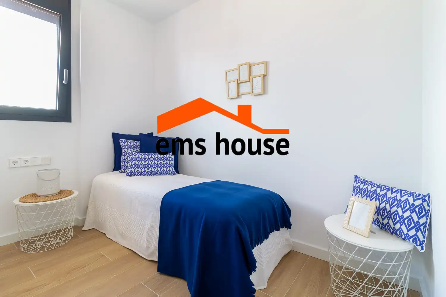 Ático de obra nueva con terraza en venta en Passeig de Josep Mundet 9, imagen 19