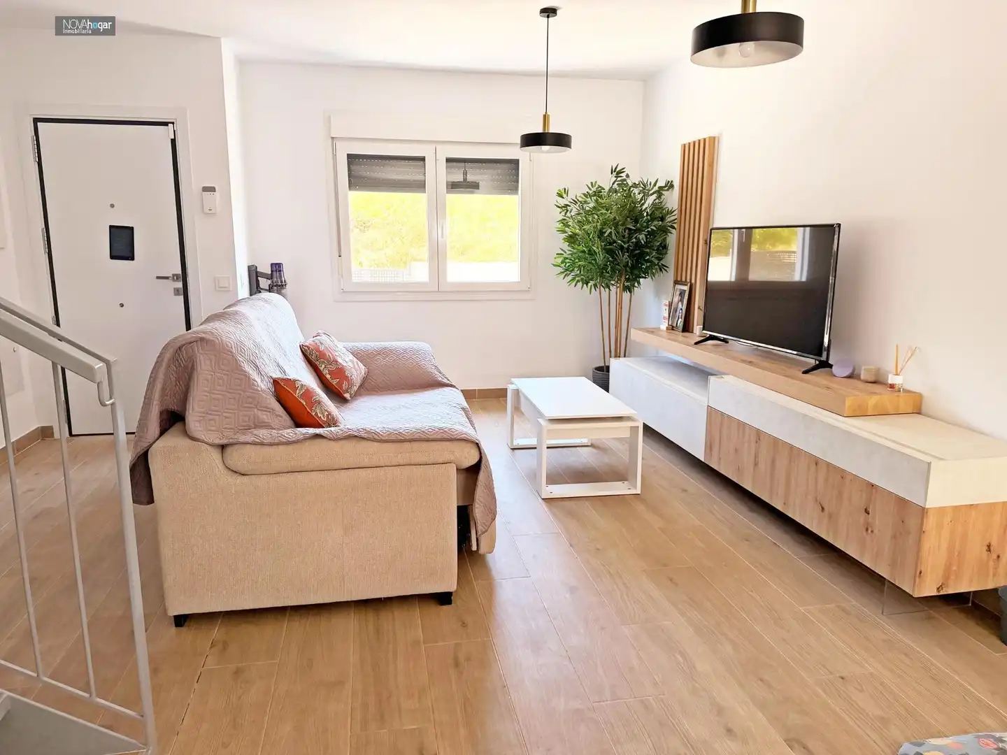 Living room of Flat for share in Málaga  with Air Conditioner, Heating and Furnished