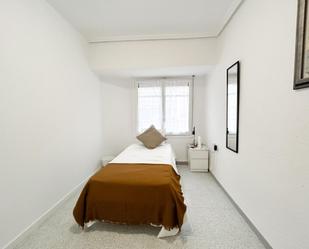 Dormitori de Pis de lloguer en Puçol amb Balcó