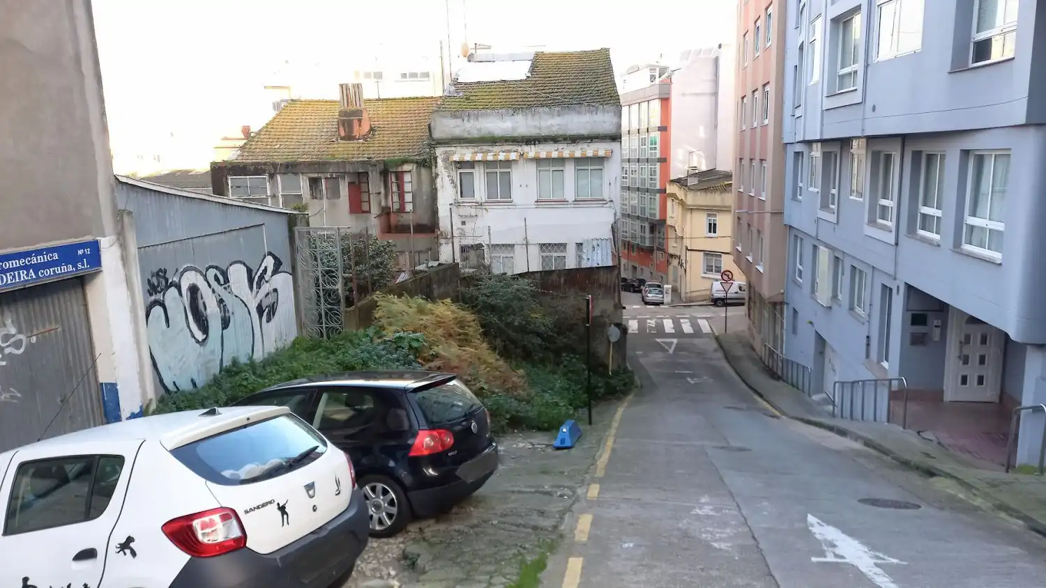 Vista exterior de Edificio en venta en A Coruña Capital 