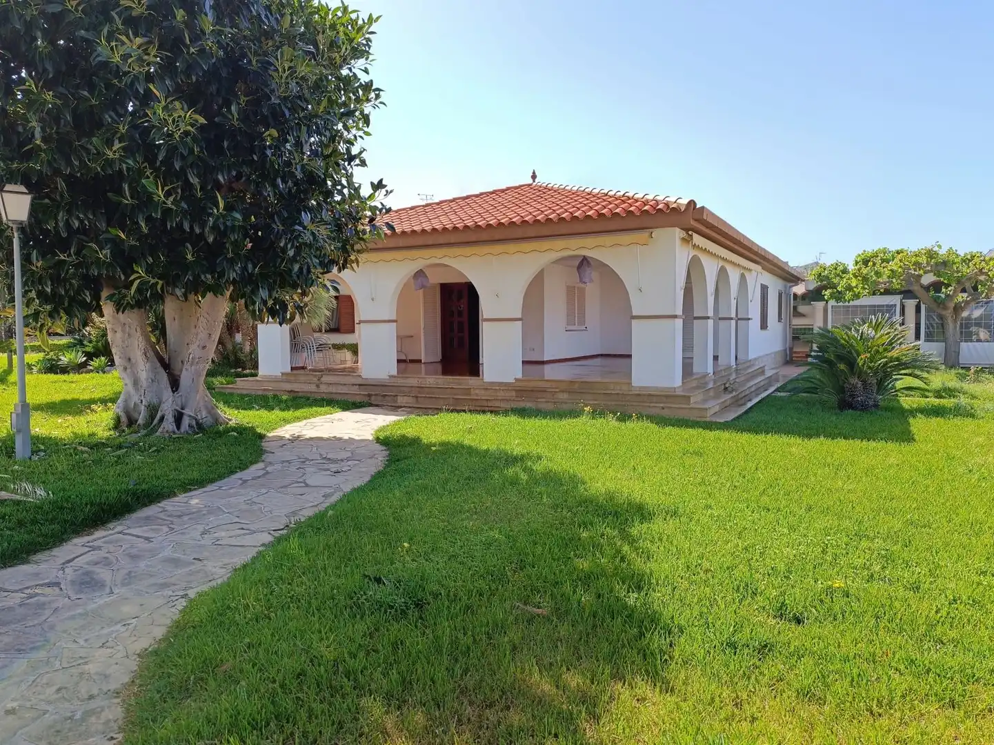 Vista exterior de Casa o chalet en venta en Vinaròs con Jardín privado, Terraza y Piscina