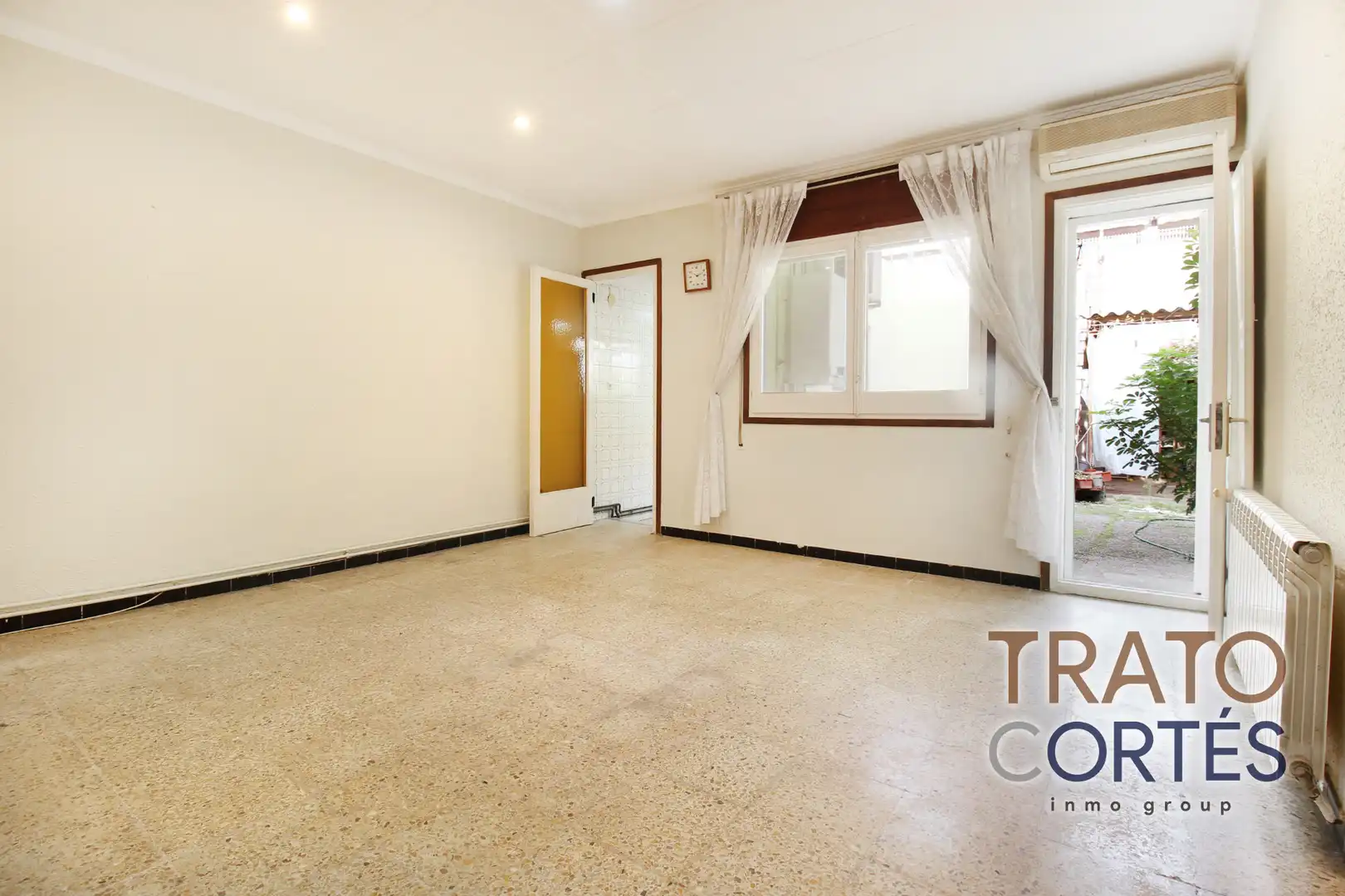 Casa adosada en venta en Passeig Maragall
