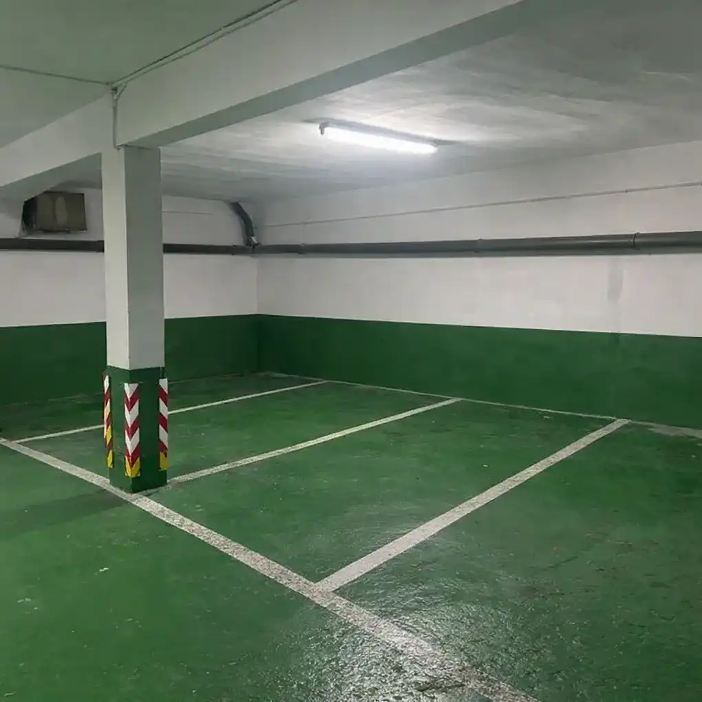 Parking de Piso en venta en Vitoria - Gasteiz con Terraza y Trastero