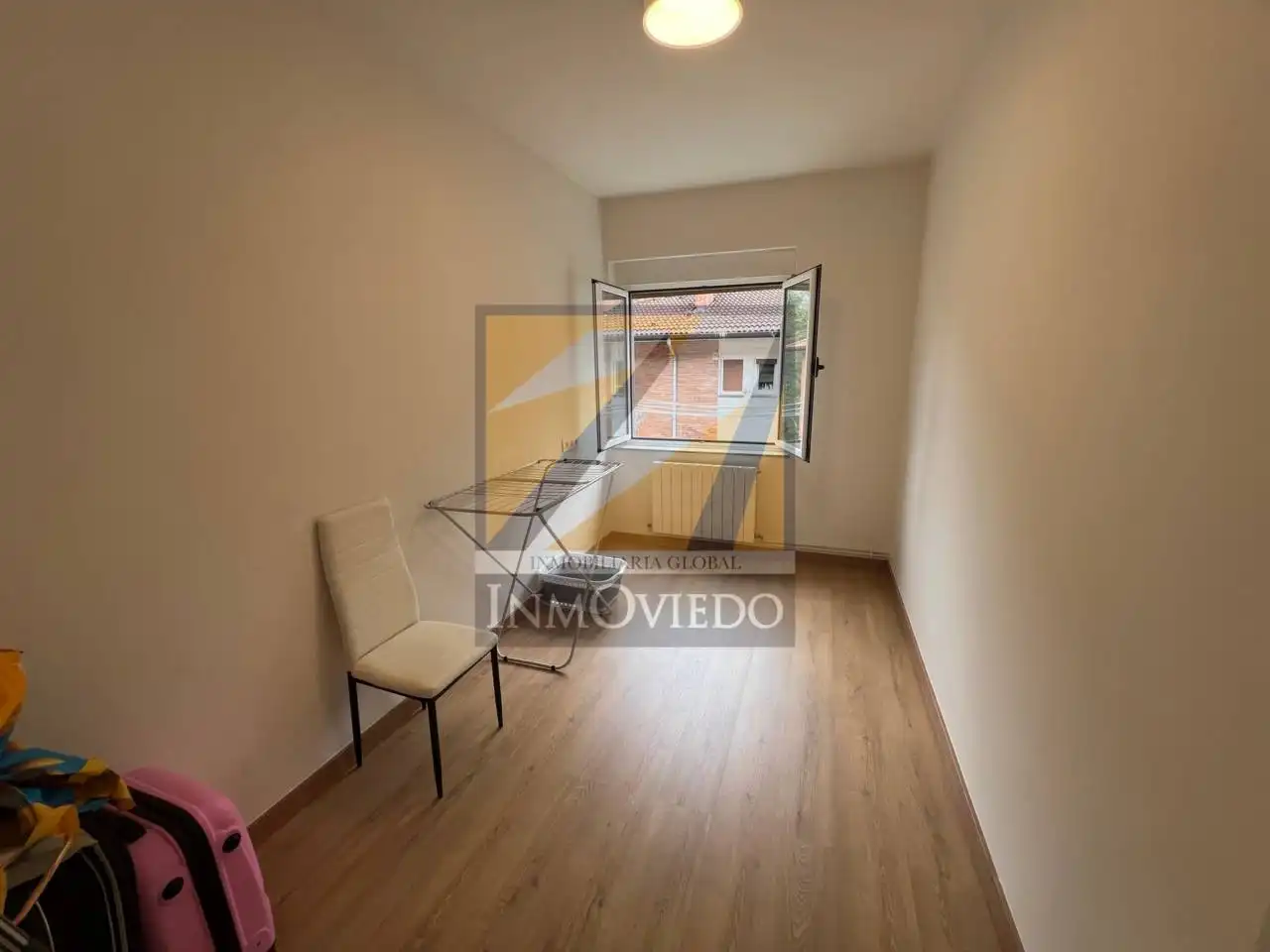 Bedroom of Flat for sale in Morcín  with Heating, Storage room and Furnished