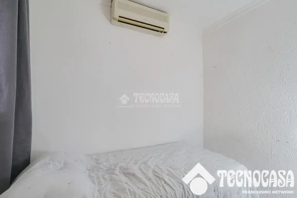 Bedroom of Flat for sale in Viladecans