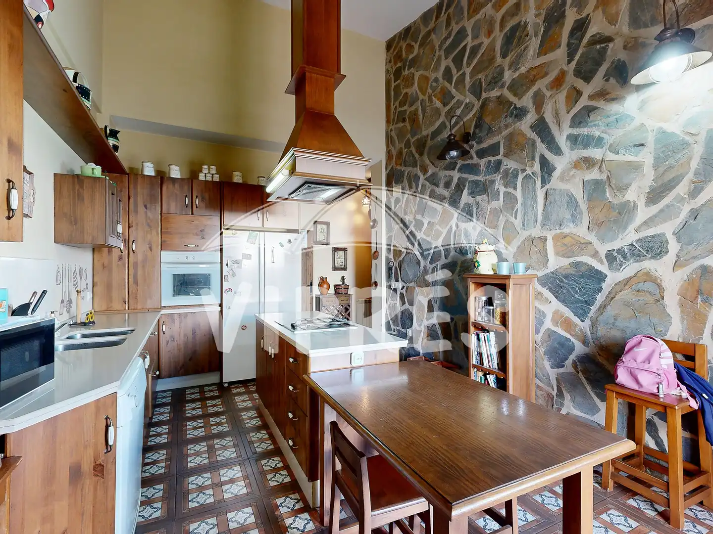 Kitchen of Houses for sale in Arroyo de San Serván  with Heating and Storage room