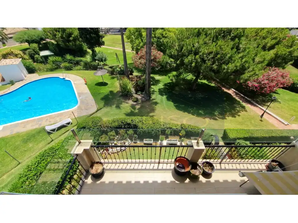 Jardín de Dúplex en venta en Estepona con Terraza y Piscina comunitaria
