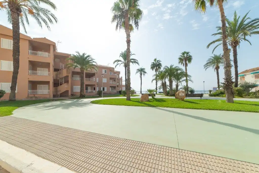 Exterior view of Flat for sale in La Manga del Mar Menor  with Terrace and Furnished