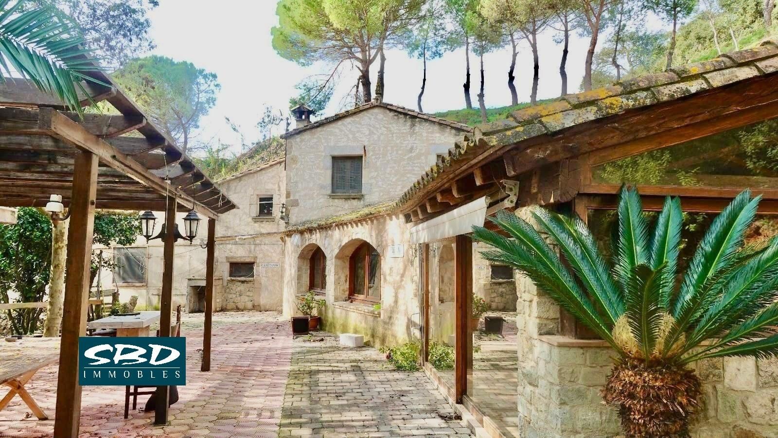 Vista exterior de Finca rústica en venda en Sant Feliu de Guíxols amb Aire condicionat, Jardí privat i Terrassa