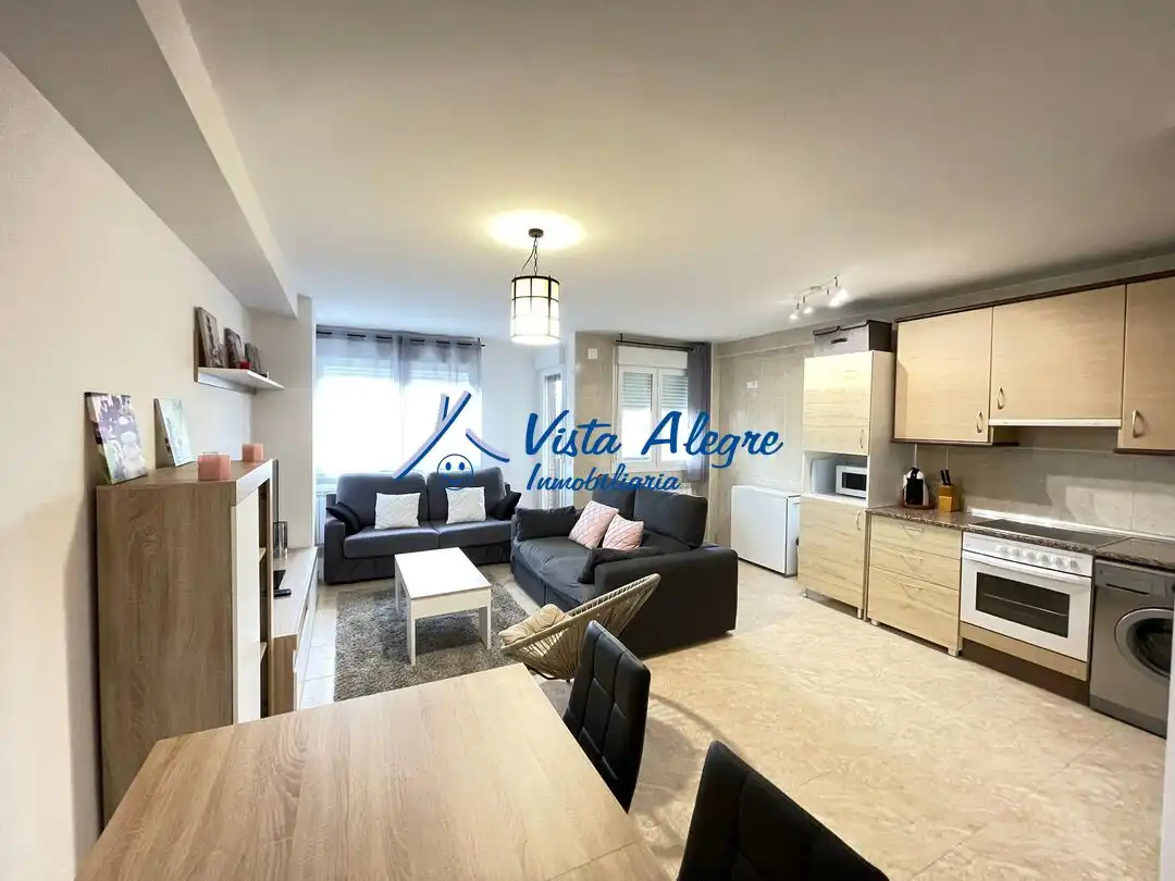 Sala de estar de Dúplex en venta en Castañares de Rioja con Calefacción, Jardín privado y Terraza