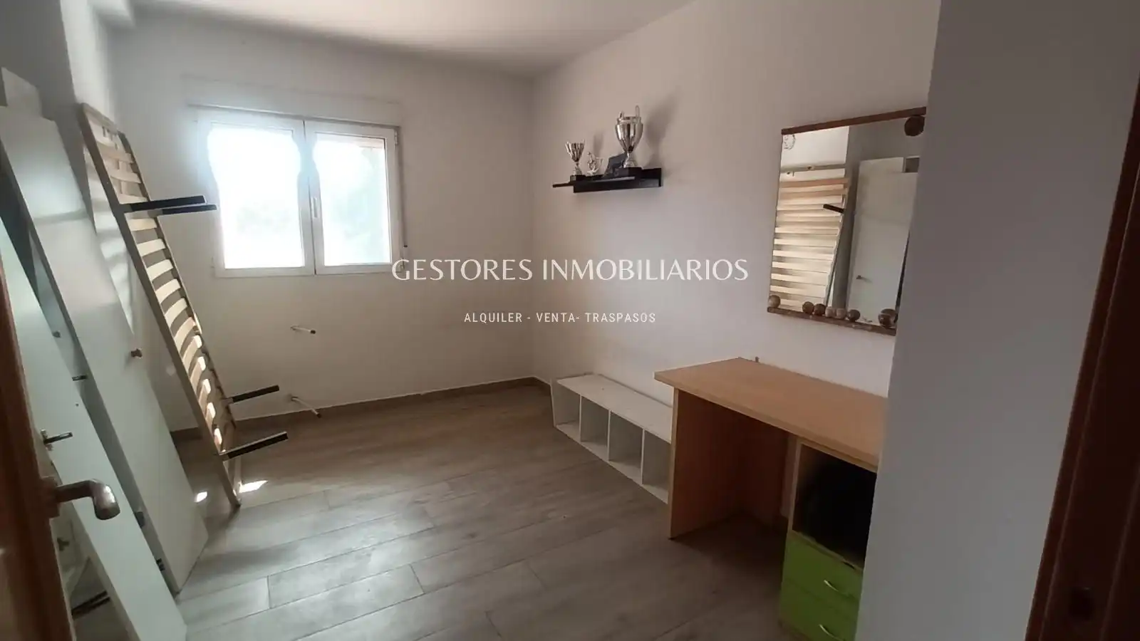 Casa adosada en venda a Santa Rosa